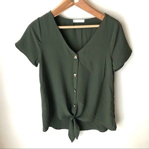 FSL Apparel Medium Maternity Blouse Button Tie
